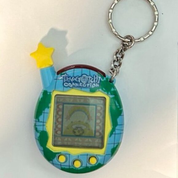 COPY - Bandai Tamagotchi Connection V4.5  Globe Rare Tested and Working - Picture 1 of 6